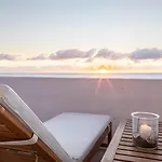 Ferienhaus Seaside Jacuzzi Pool Free Surf Retreat *