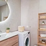 Ferienhaus Seaside Jacuzzi Pool Free Surf Retreat *