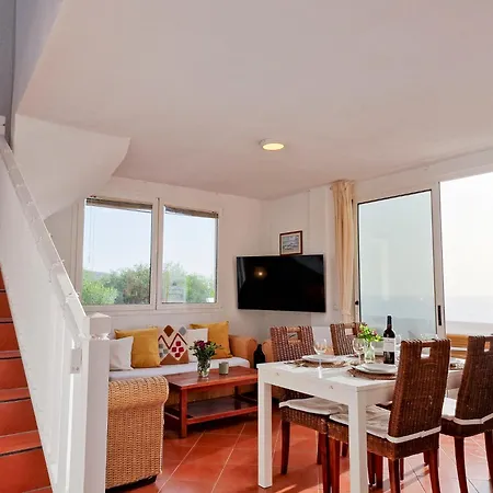 Seaside Jacuzzi Pool Free Surf Retreat Ferienhaus *