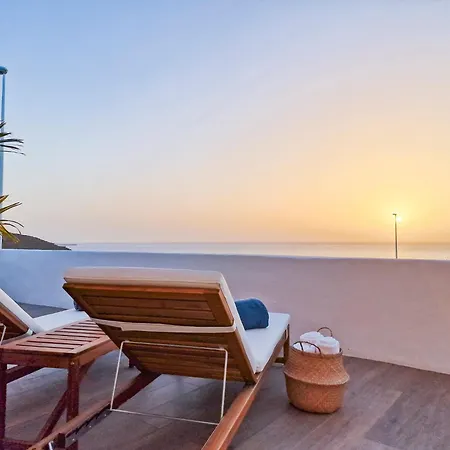 Seaside Jacuzzi Pool Free Surf Retreat Ferienhaus *